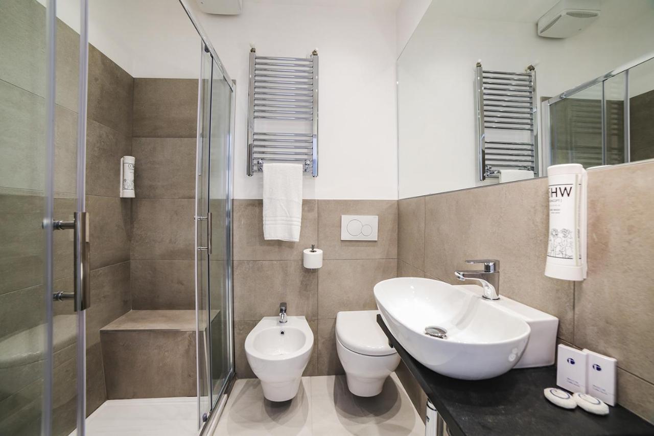 Hotel Ambasciatori Cattolica Esterno foto