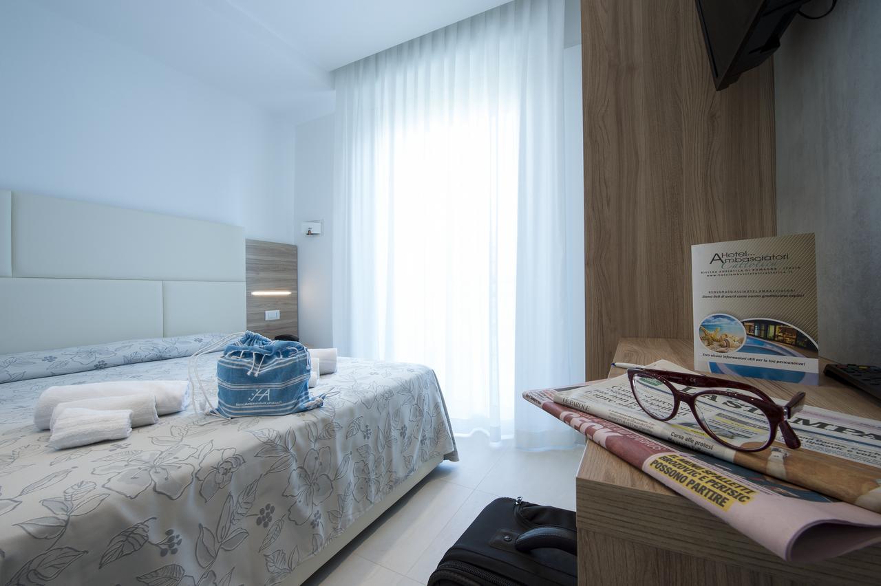 Hotel Ambasciatori Cattolica Esterno foto